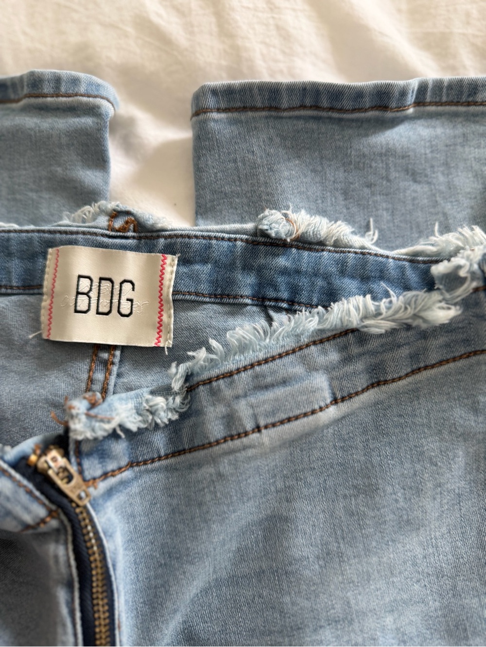 BDG Women’s Distressed Zip Up Flare Jean - Picture 4 of 8